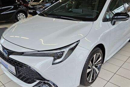 Toyota Corolla 3.500 km 30.990 &euro; Paderborn 33104
