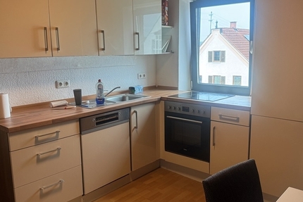 vermietete, zentrumsnahe und großzügige 4-Zi.-DG Wohnung in Thannhausen
