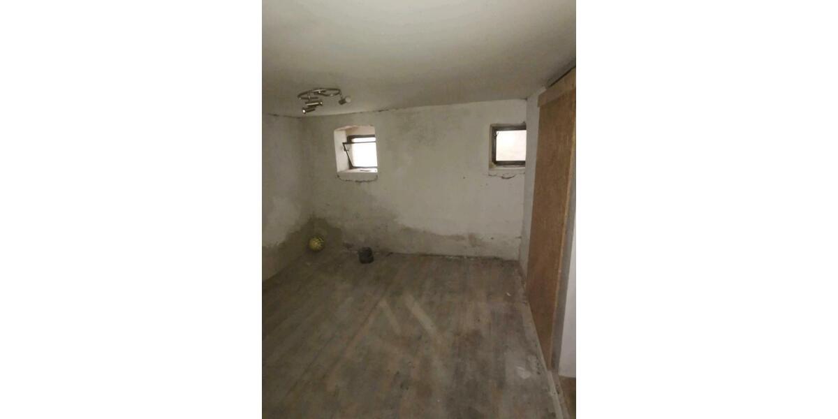 Einfamilienhaus Horn-Bad Meinberg Bad Meinberg - 8 Zimmer, 155 m&sup2;, 65.000&euro; | Angebot:25063637