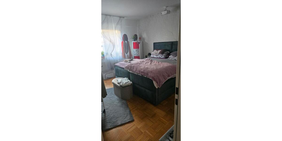 Erdgeschoßwohnung Paderborn Neuenbeken - 3 Zimmer, 112 m&sup2;, 888&euro; | Angebot:24535446