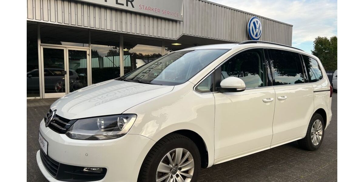VW Sharan 119.500 km 21.900 € Paderborn 33104