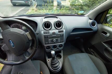 Ford Fiesta 200.348 km 900 &euro; Marsberg 34431