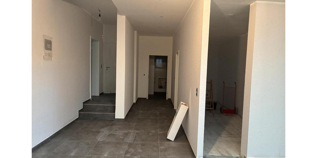 Erdgeschoßwohnung Paderborn - 3.5 Zimmer, 102 m&sup2;, 1.071&euro; | Angebot:26233282