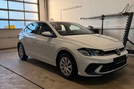 VW Polo 7.350 km 15.949 € Bad Wünnenberg 33181