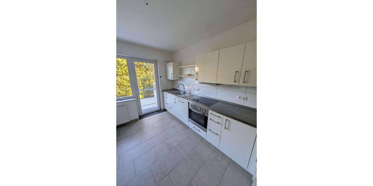 Etagenwohnung Paderborn Schloß Neuhaus - 3 Zimmer, 112 m&sup2;, 1.120&euro; | Angebot:27203840