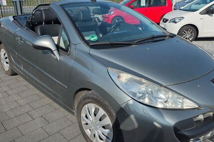 Peugeot 207 123.000 km 1.499 &euro; Paderborn 33102