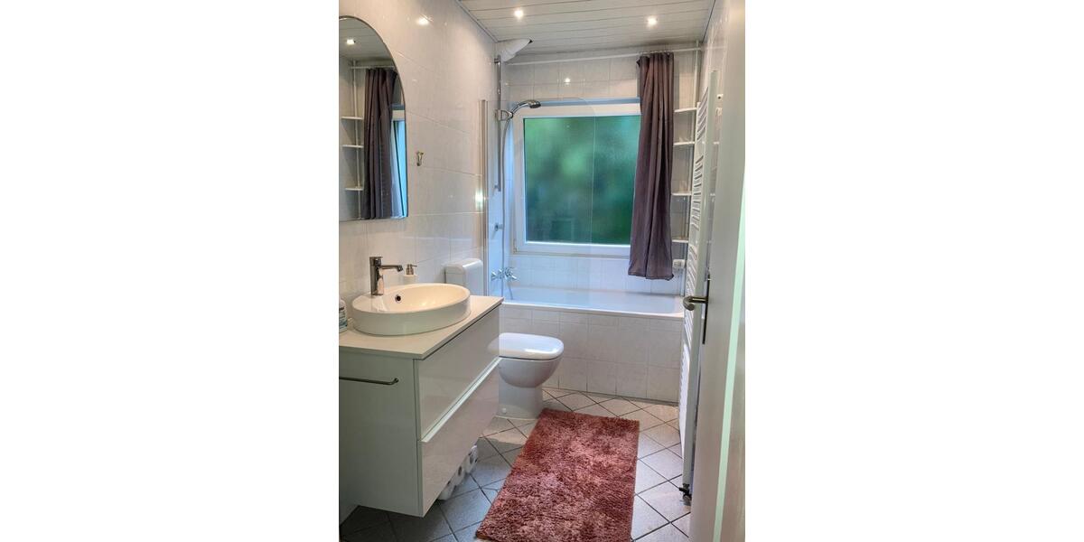 Erdgeschoßwohnung Detmold - 3 Zimmer, 52 m&sup2;, 450&euro; | Angebot:26329293