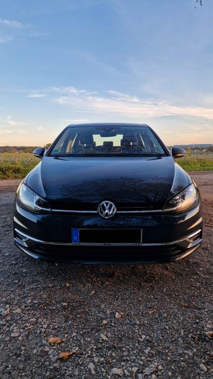 VW Golf 73.000 km 17.990 € Bielefeld 33729