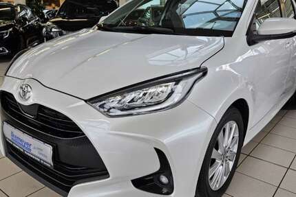 Toyota Yaris 9.789 km 18.950 € Paderborn-Elsen 33104