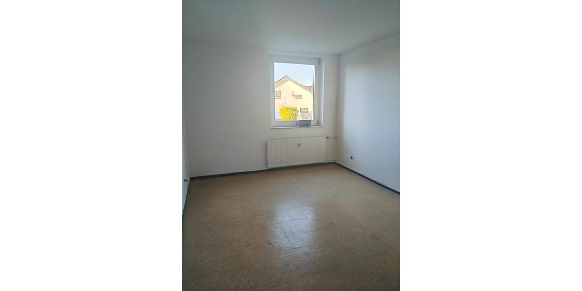Erdgeschoßwohnung Paderborn - 4 Zimmer, 83 m&sup2;, 165.000&euro; | Angebot:27474944