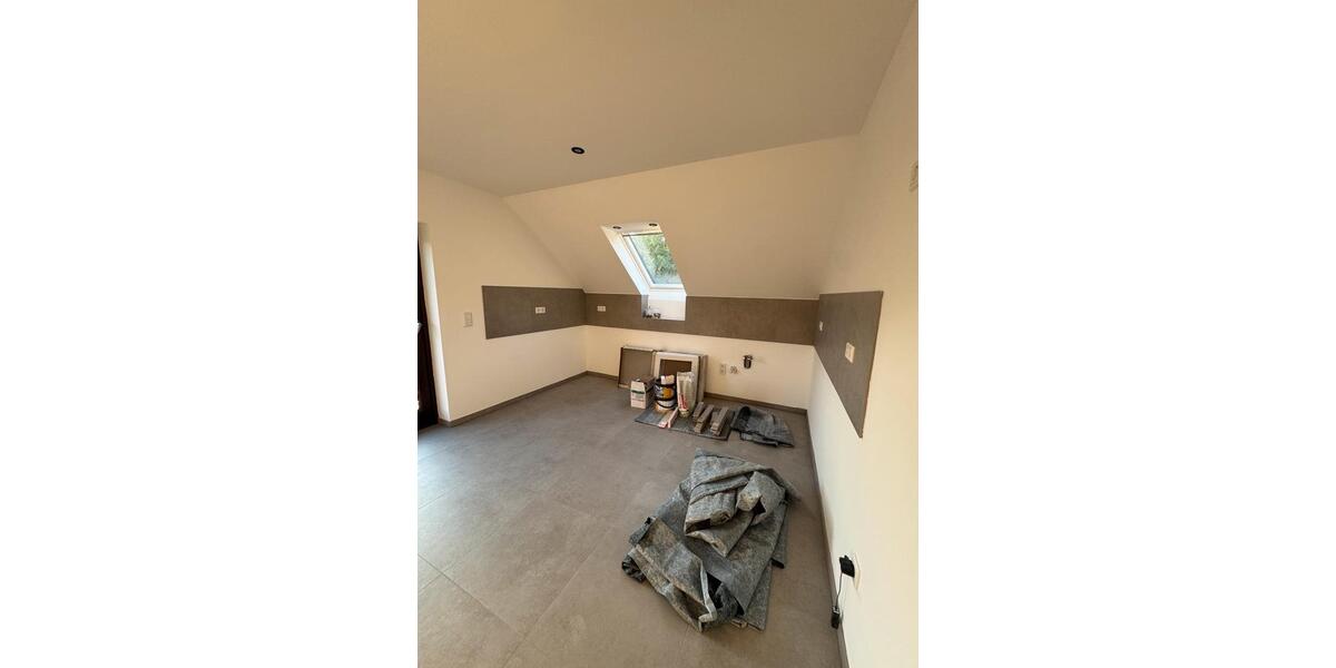 Etagenwohnung Schlangen - 4 Zimmer, 120 m&sup2;, 1.350&euro; | Angebot:27535700