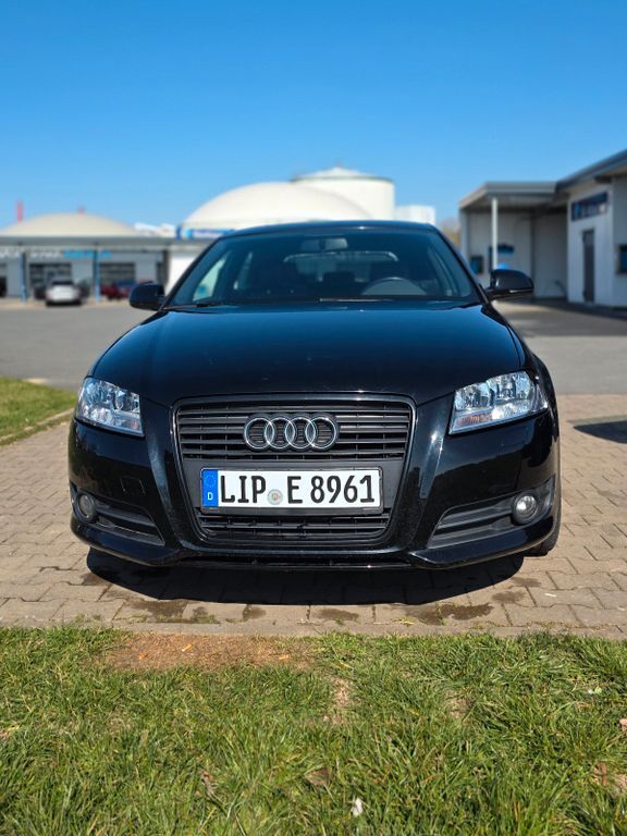 Audi A3 187.000 km 7.999 € Horn-Bad Meinberg 32805