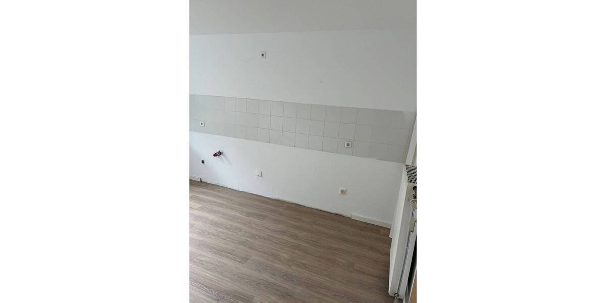 Etagenwohnung Detmold Innenstadt - 2 Zimmer, 64 m&sup2;, 480&euro; | Angebot:26903048