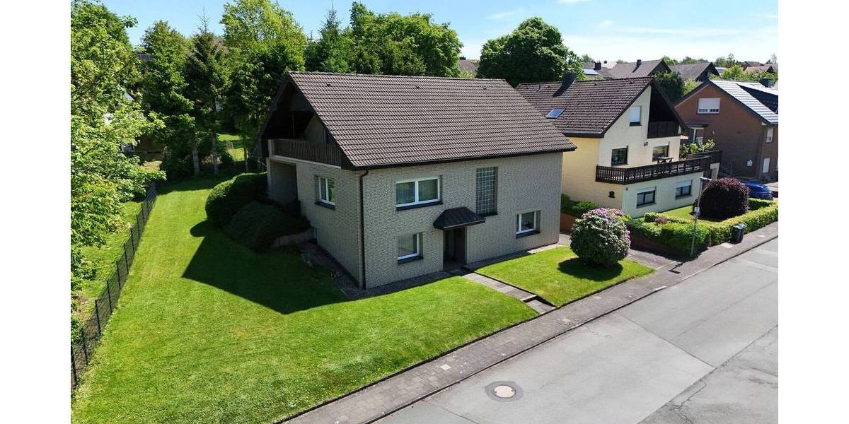 Mehrfamilienhaus, Wohnhaus Altenbeken - 8 Zimmer, 171 m&sup2;, 298.000&euro; | Angebot:26816526
