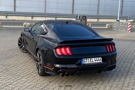 Ford Mustang 42.000 km 32.850 &euro; Verl 33415