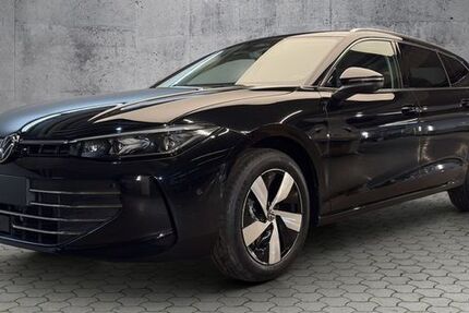 VW Passat 5.500 km 41.395 &euro; Paderborn 33100