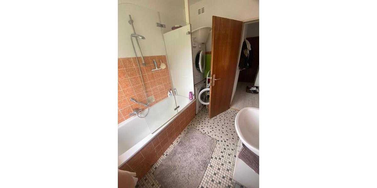 WBS !!!Zentrale Obergeschosswohung in Steinheim 2 zimmer