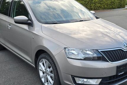 Skoda Rapid 103.500 km 8.999 &euro; Horn-Bad Meinberg 32805