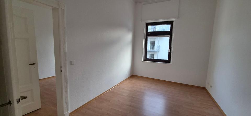 Etagenwohnung Lippstadt - 5 Zimmer, 154 m&sup2;, 1.375&euro; | Angebot:27600520
