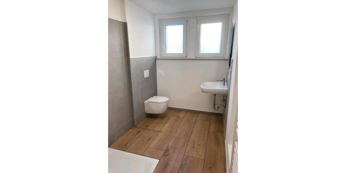 Etagenwohnung Paderborn Univiertel - 4 Zimmer, 110 m&sup2;, 1.400&euro; | Angebot:27596971