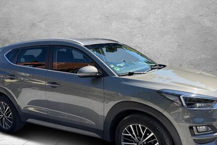Hyundai TUCSON 120.000 km 15.999 &euro; Detmold 32758