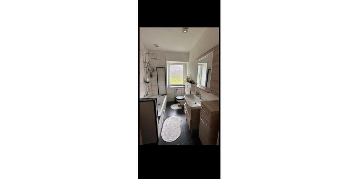 Etagenwohnung Horn-Bad Meinberg Bad Meinberg - 3 Zimmer, 121 m&sup2;, 190.000&euro; | Angebot:26197528