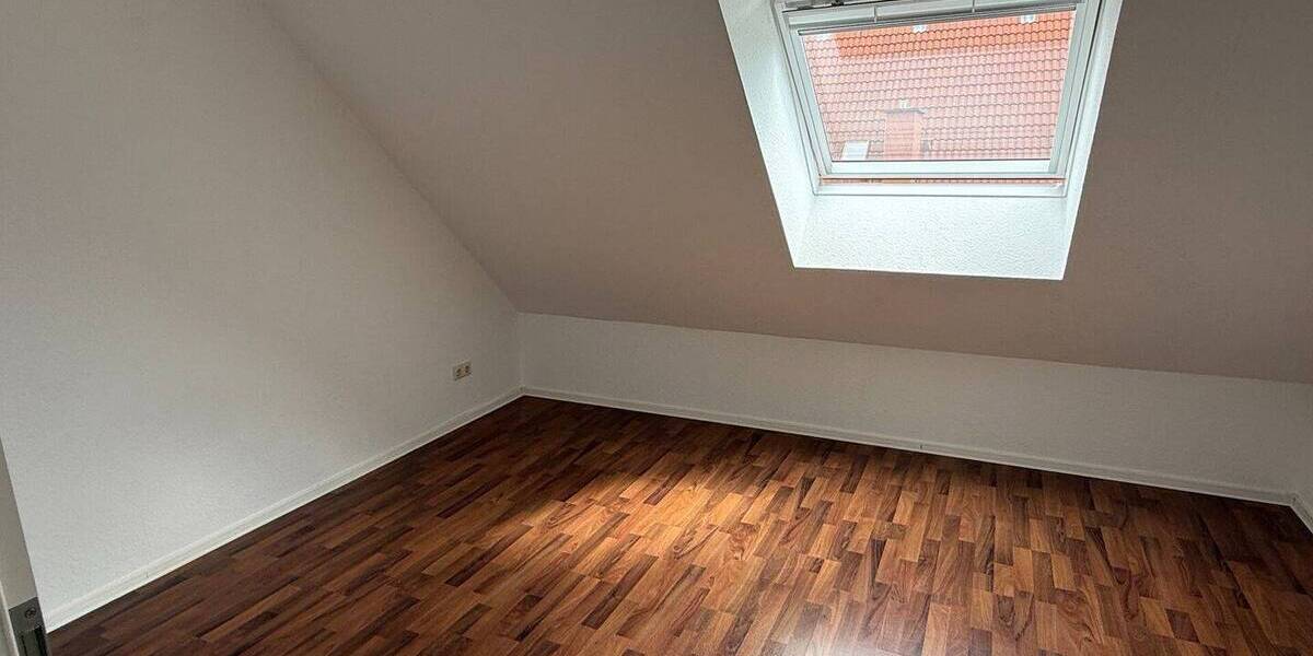 Etagenwohnung Paderborn Kernstadt - 3 Zimmer, 85 m&sup2;, 225.000&euro; | Angebot:26218023