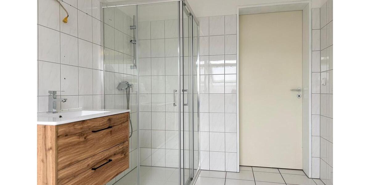 Dachgeschoßwohnung Detmold Hiddesen - 3 Zimmer, 77 m&sup2;, 210.000&euro; | Angebot:27168185
