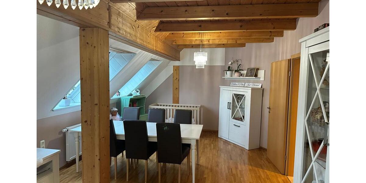 Dachgeschoßwohnung Willebadessen - 1 Zimmer, 85 m&sup2;, 650&euro; | Angebot:26040261