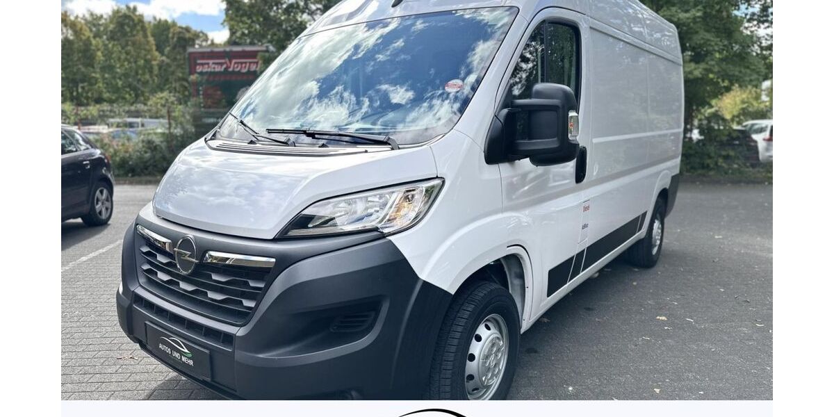 Opel Movano 35.000 km 17.999 € Paderborn 33100
