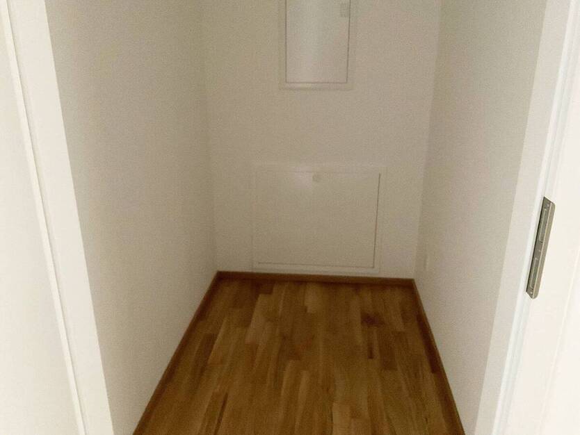 Helle 2-Zimmer-Wohnung mit Terrasse, moderne Neubau-Ausstattung mit Echtholzparkett + Einbauküche 2 zimmer