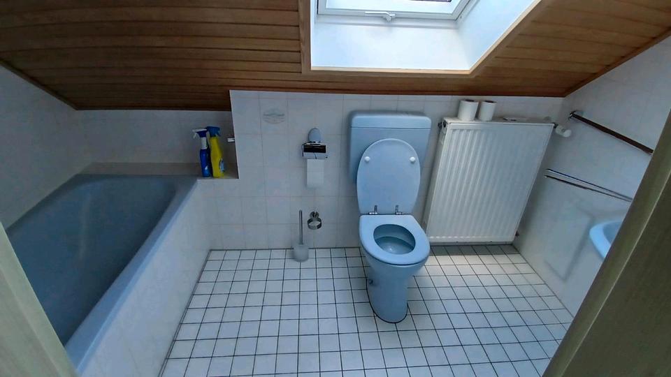 Dachgeschoßwohnung Schloß Holte-Stukenbrock Stukenbrock - 2 Zimmer, 50 m&sup2;, 550&euro; | Angebot:26669668