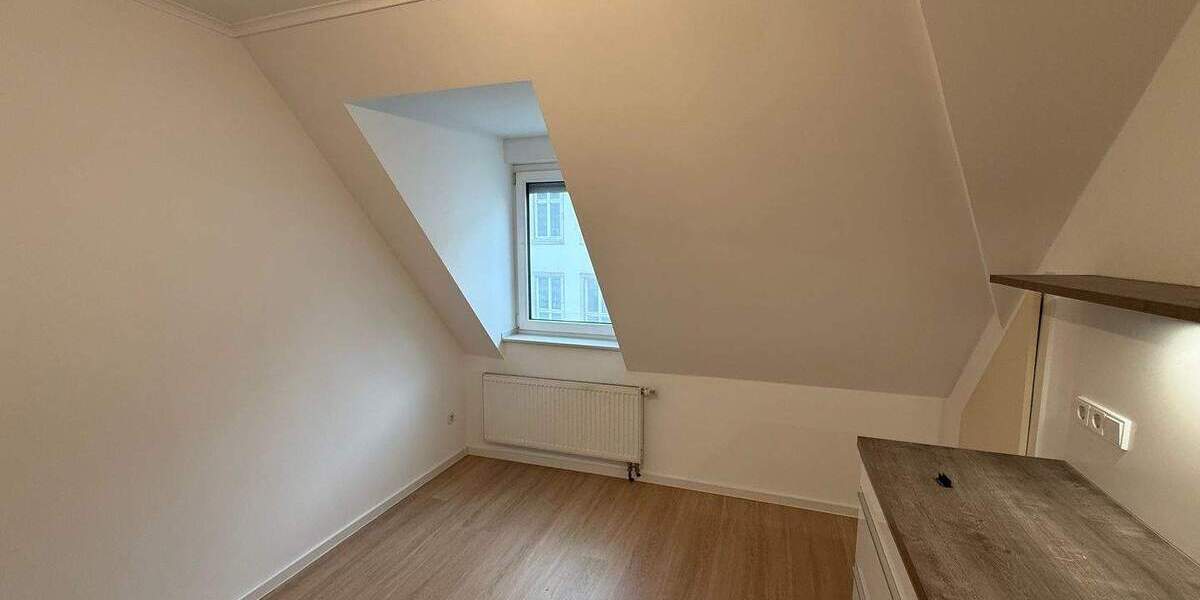 Etagenwohnung Paderborn Kernstadt - 3 Zimmer, 93 m&sup2;, 800&euro; | Angebot:25727519