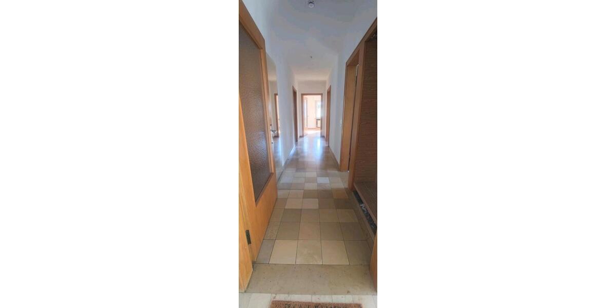 Etagenwohnung Horn-Bad Meinberg Bad Meinberg - 3 Zimmer, 98 m&sup2;, 882&euro; | Angebot:26447990