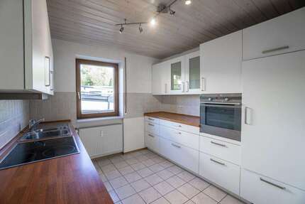 Haus zum Mieten in Bingen 1.260 € 121.18 m²