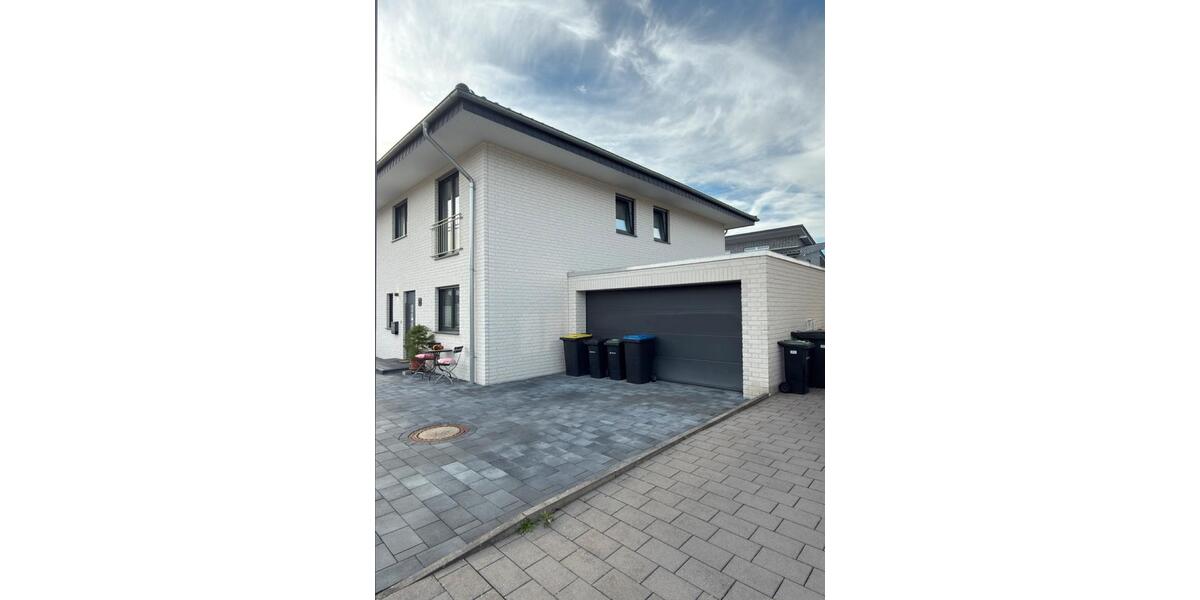 Doppelhaushälfte Delbrück - 5 Zimmer, 143 m&sup2;, 1.350&euro; | Angebot:27614998