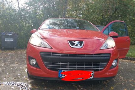 Peugeot 207 120.548 km 3.200 &euro; Detmold 32756