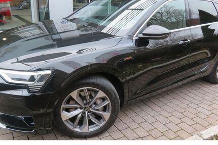 Audi e-tron 20.150 km 33.590 &euro; Marsberg 34431