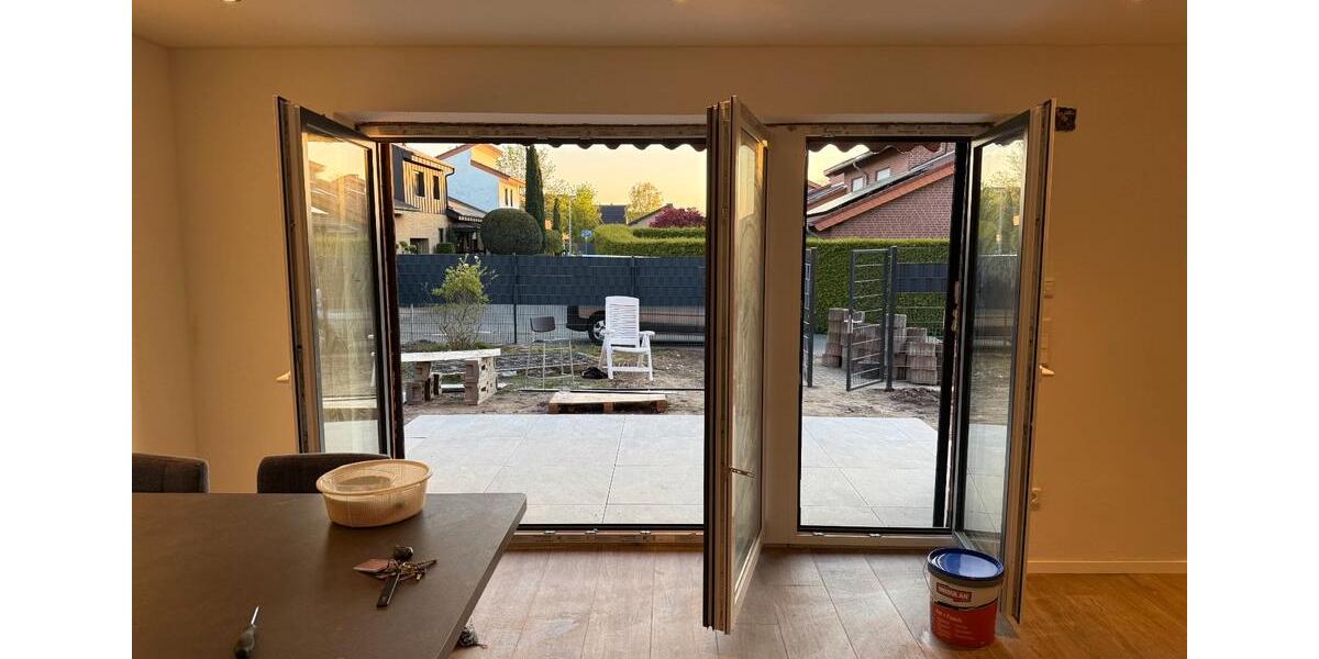 Erdgeschoßwohnung Paderborn Neuenbeken - 3 Zimmer, 100 m&sup2;, 1.500&euro; | Angebot:26262951