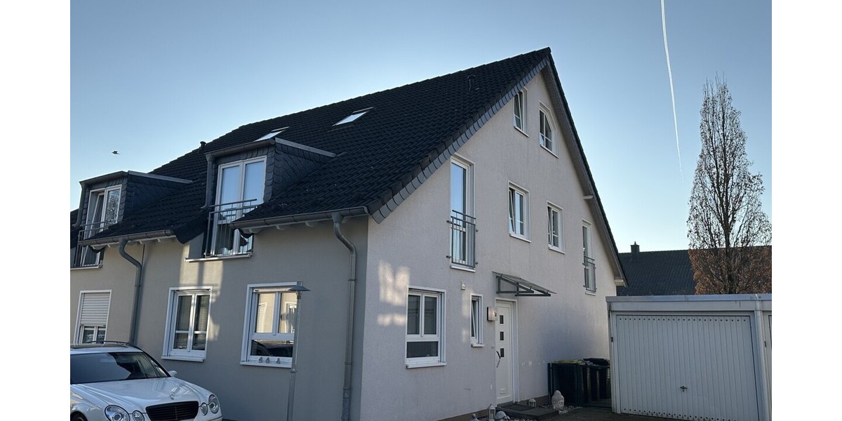 Moderne DHH · sehr gepflegt · werthaltig · zurzeit vermietet · ruhige Lage am Thunebach! - Doppelhaushälfte Bad Lippspringe | Angebot:24812631