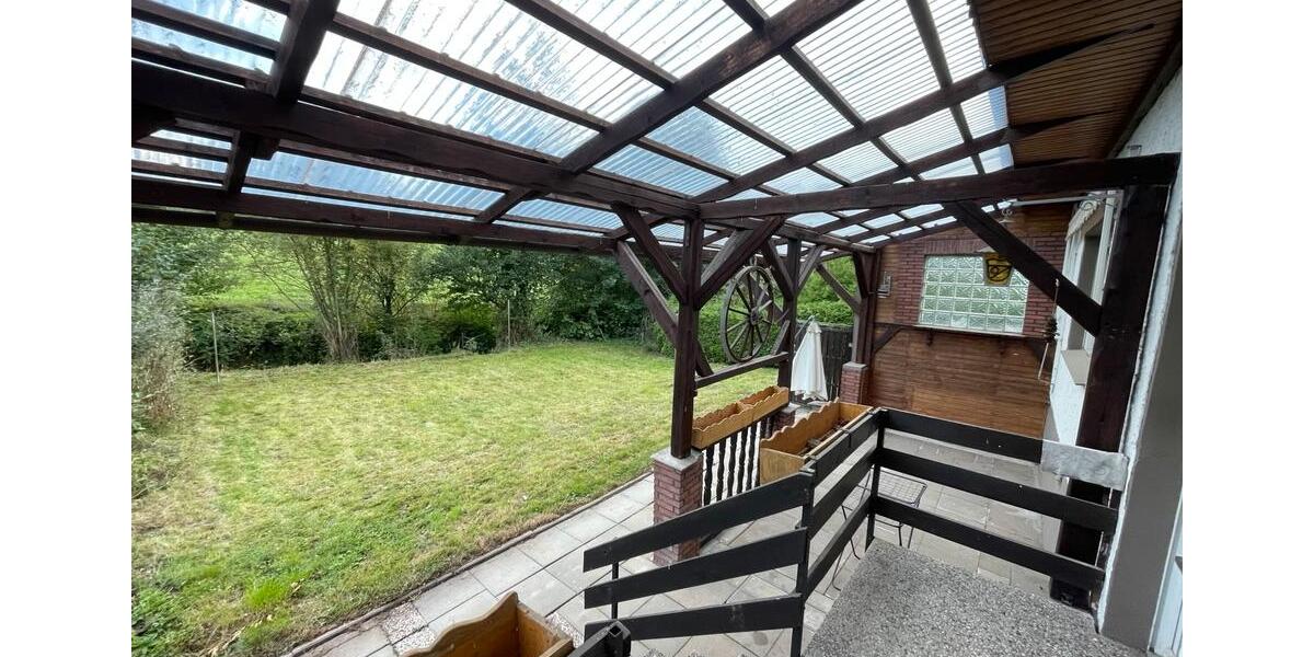 Einfamilienhaus Bad Driburg - 8 Zimmer, 141 m&sup2;, 210.000&euro; | Angebot:27522627