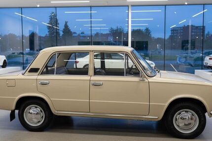 Lada 1200 19.515 km 7.999 € Detmold 32760