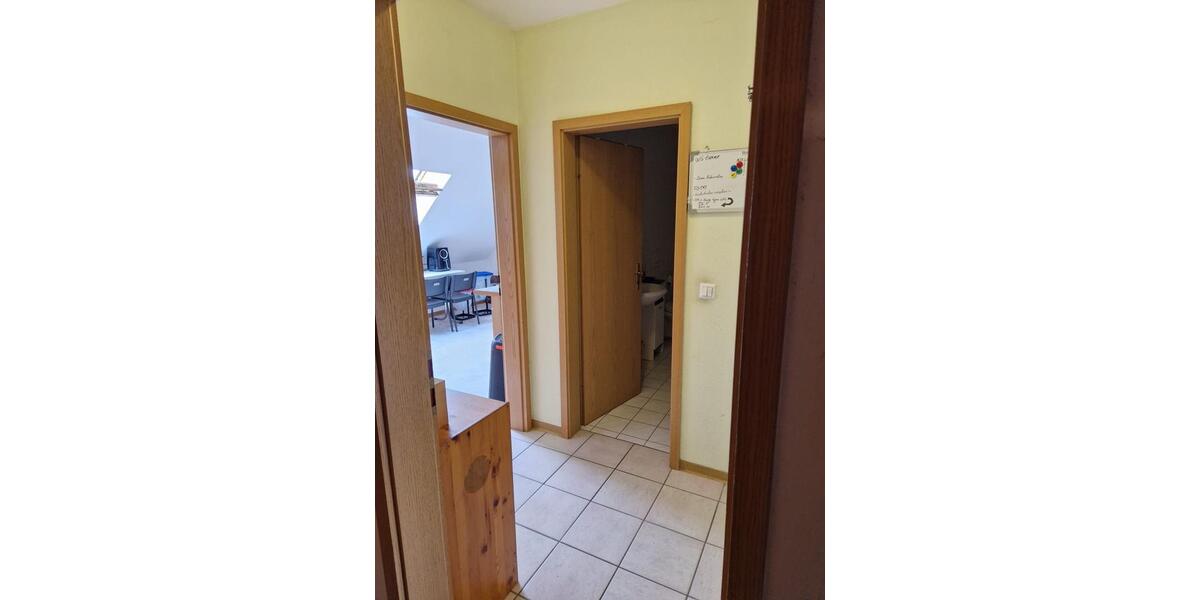 Etagenwohnung Paderborn Neuenbeken - 1 Zimmer, 20 m&sup2;, 227&euro; | Angebot:26651759