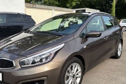 Kia XCeed 111.083 km 8.500 &euro; Detmold 32758