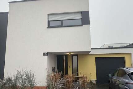 Haus zum Mieten in Paderborn 1.890 € 164 m² 5 zimmer