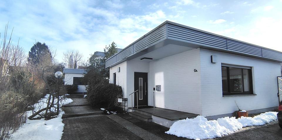 Erdgeschoßwohnung Detmold - 4 Zimmer, 165 m&sup2;, 290.000&euro; | Angebot:25129729