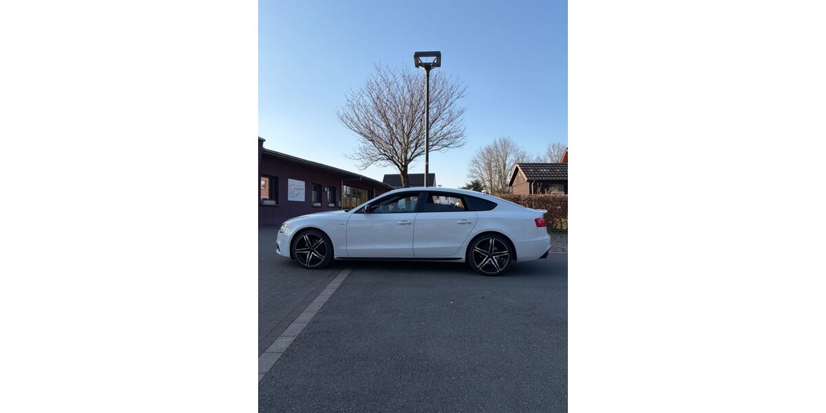 Audi A5 128.000 km 22.750 &euro; Delbrück 33129