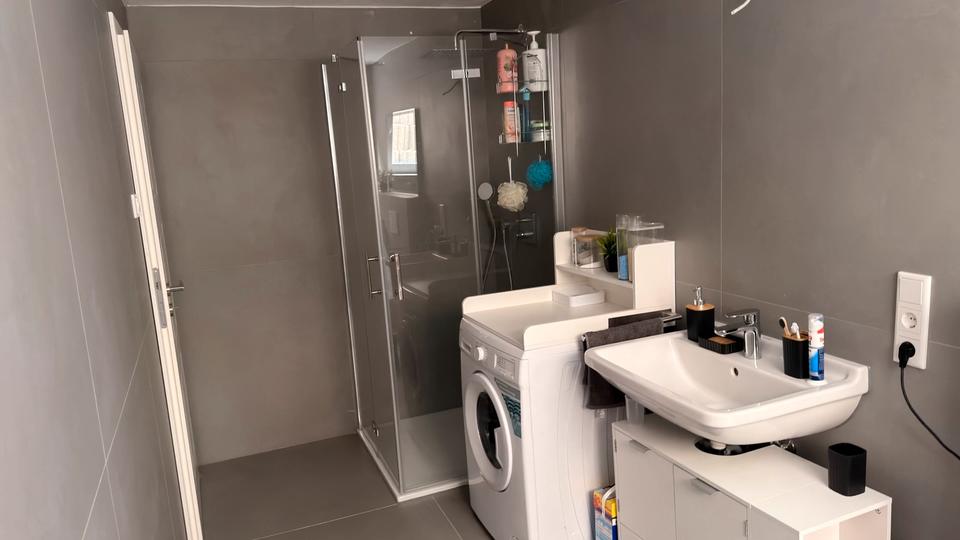 Etagenwohnung Paderborn Neuenbeken - 2 Zimmer, 60 m&sup2;, 700&euro; | Angebot:27580939