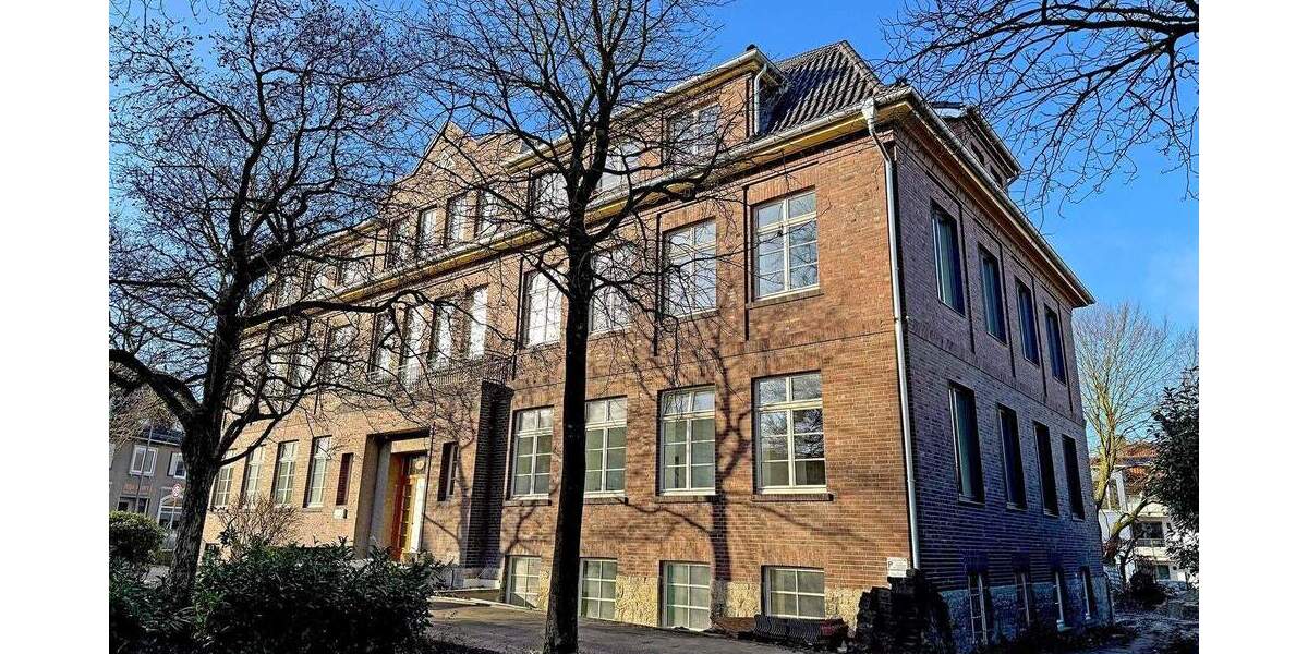 Erstbezug nach Sanierung - KFW 70 Stadtwohnung mit Einbauküche (barrierefrei) 2 zimmer