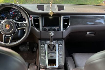 Porsche Macan 210.000 km 22.999 € Bielefeld 33602
